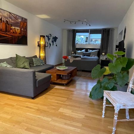 Modernes Appartement Im Gruenen - Stilvoll Und Komfortabel Koln Bagian luar foto