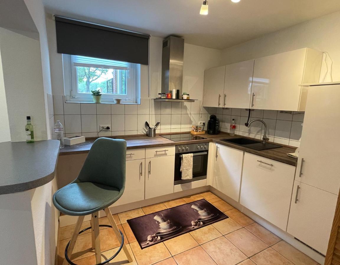 Modernes Appartement Im Gruenen - Stilvoll Und Komfortabel Koln Bagian luar foto