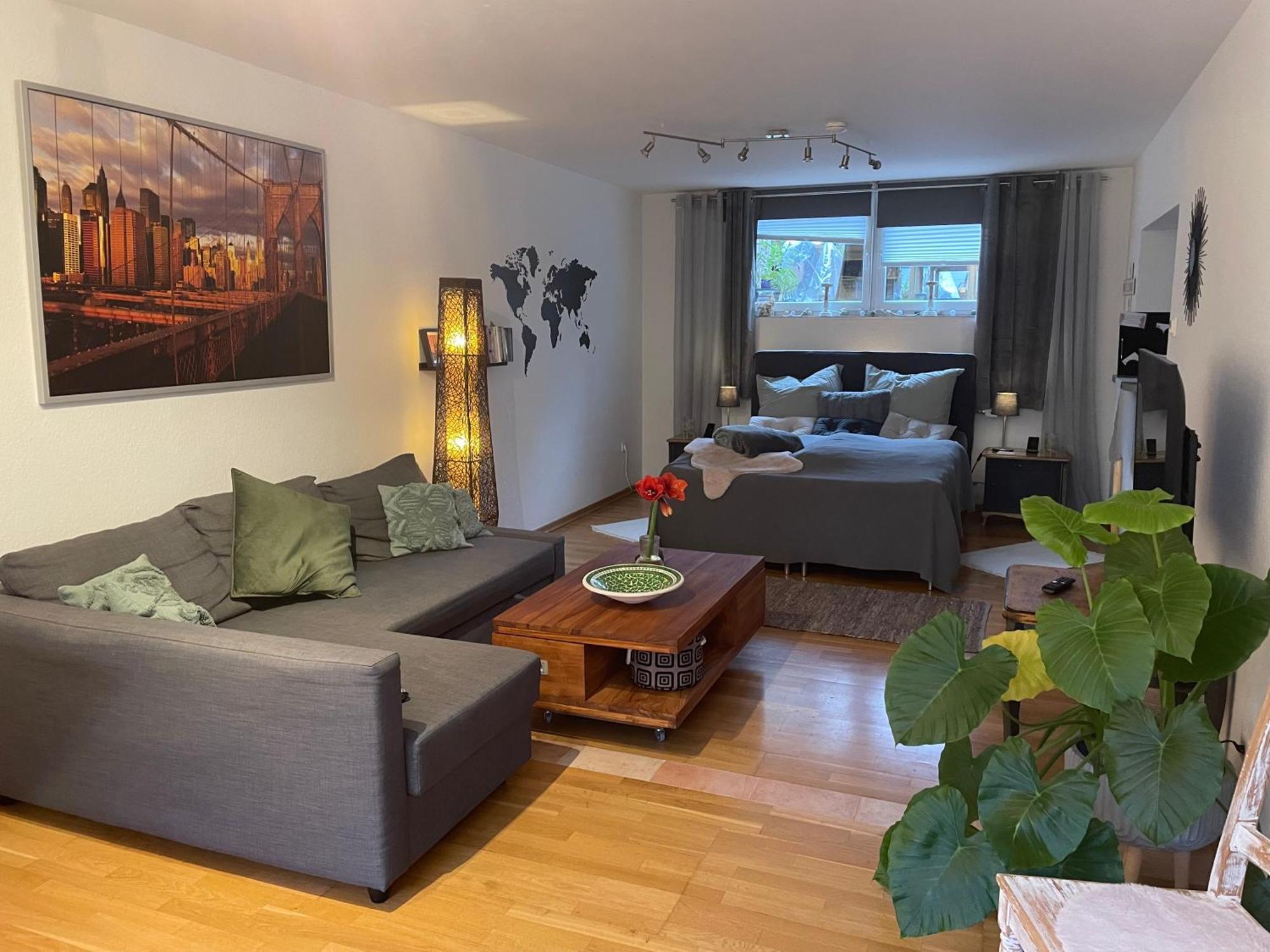 Modernes Appartement Im Gruenen - Stilvoll Und Komfortabel Koln Bagian luar foto