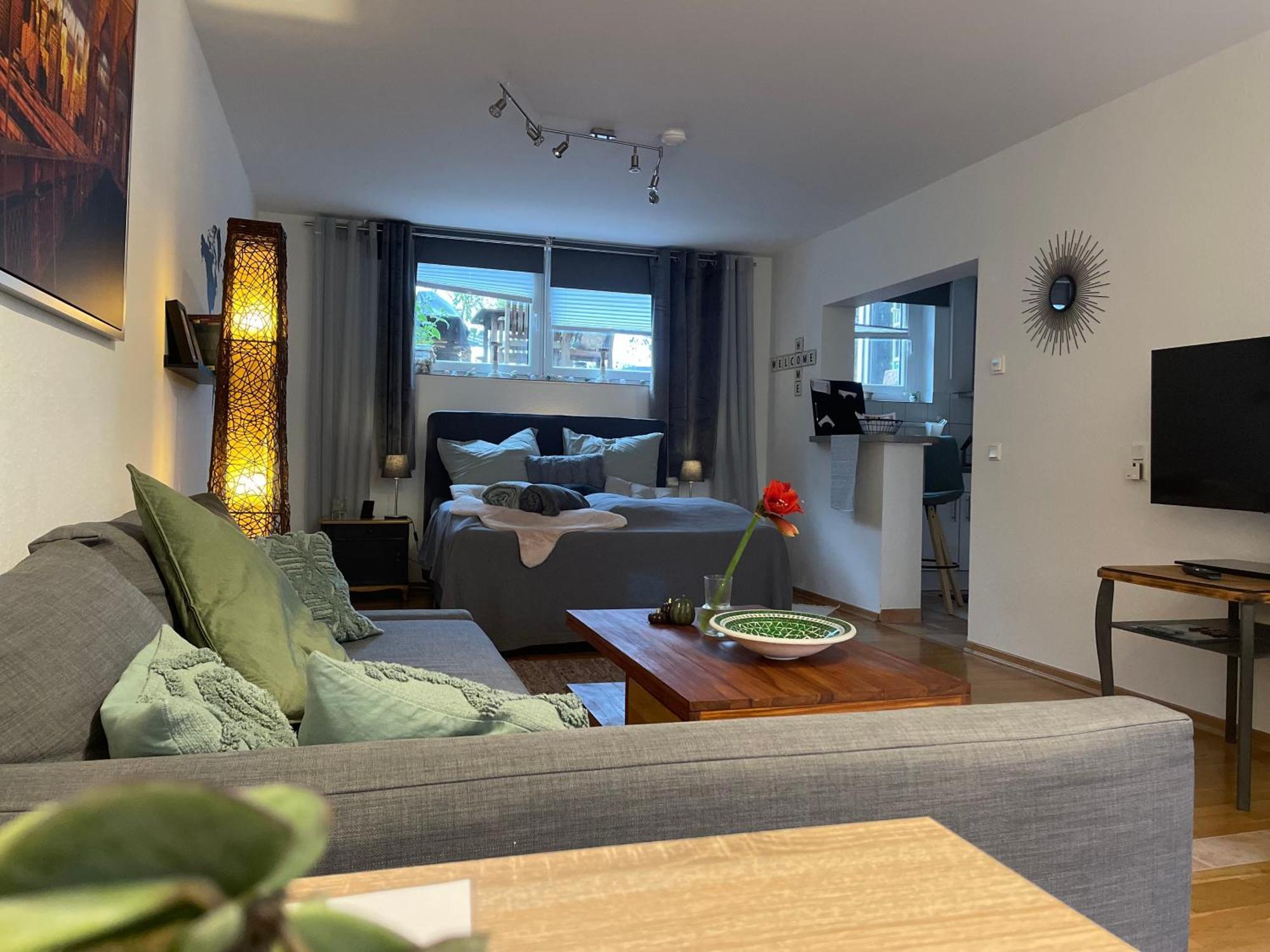 Modernes Appartement Im Gruenen - Stilvoll Und Komfortabel Koln Bagian luar foto