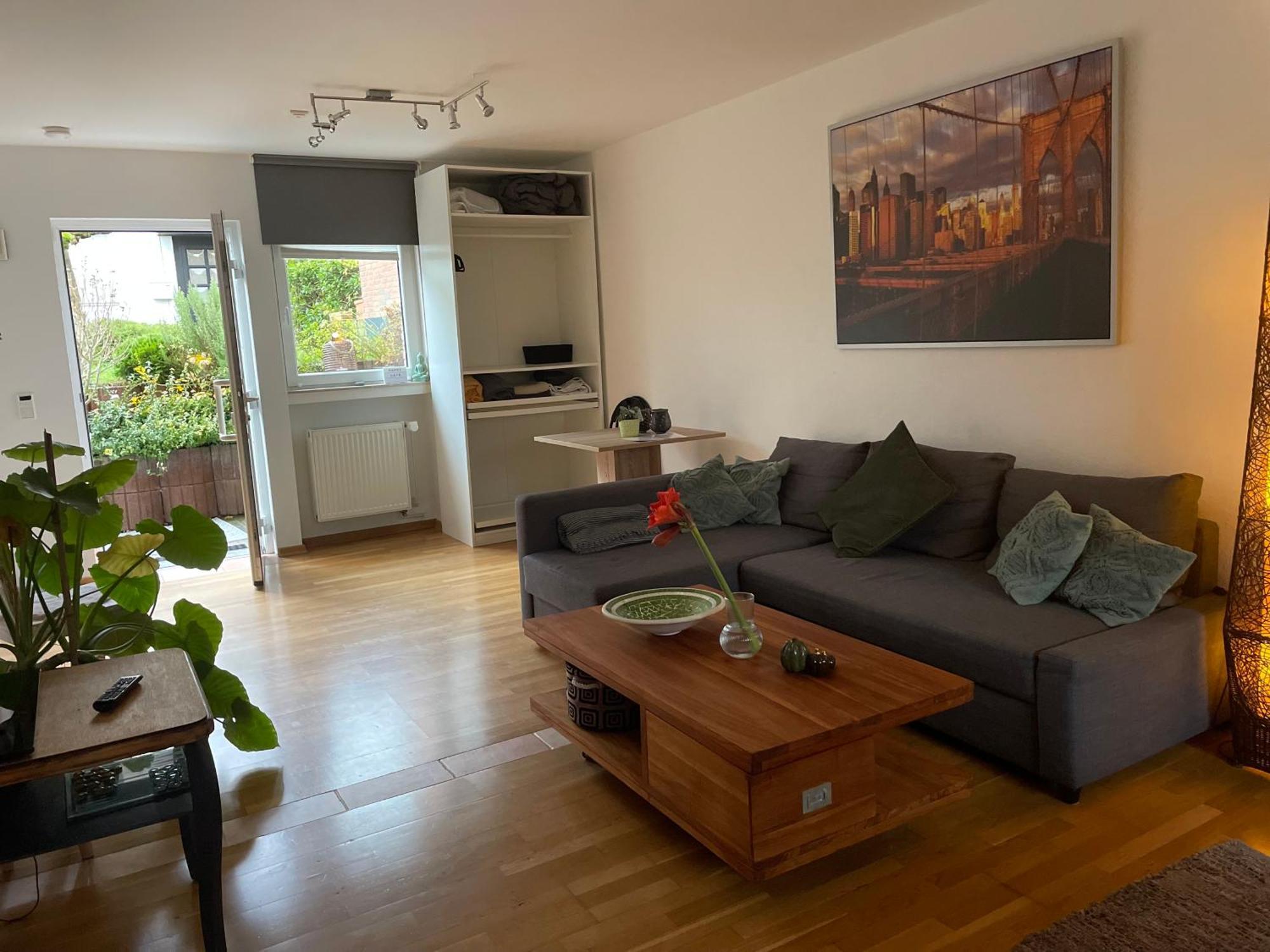 Modernes Appartement Im Gruenen - Stilvoll Und Komfortabel Koln Bagian luar foto